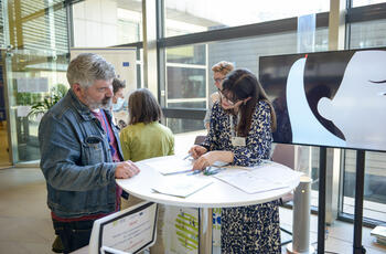 Healthy Workplaces Campaign 20-22 reaches the Berlaymont img1